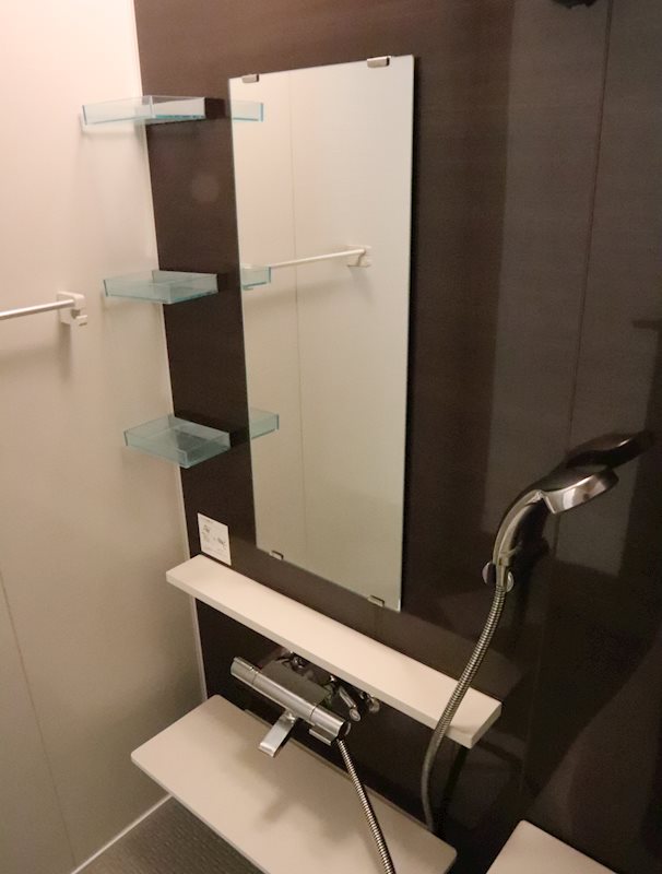 バス
