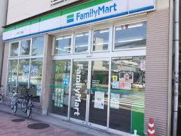 コンビ二：ファミリーマート 大田羽田四丁目店　119m　近隣