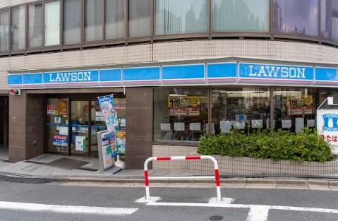 コンビ二：ﾛｰｿﾝ 元代々木町店　122m