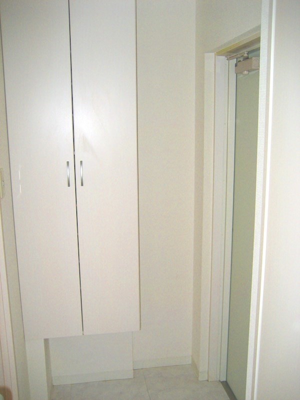 玄関にはシューズBOX完備♪