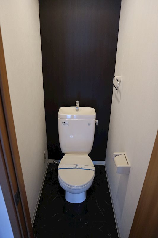 汚れが目立たない床
