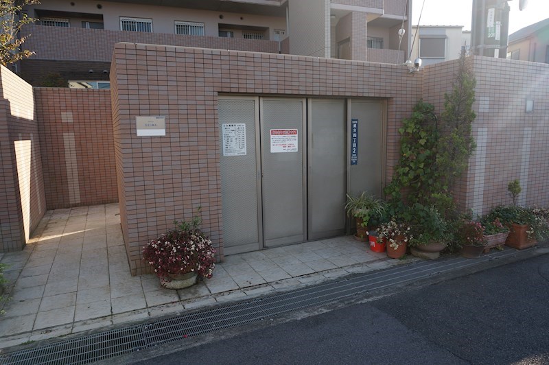 ゴミ置き場