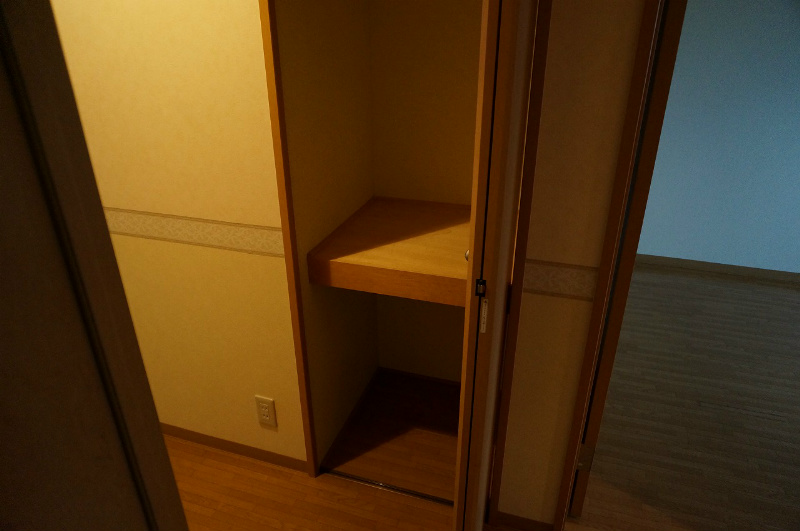 廊下収納開けた状態