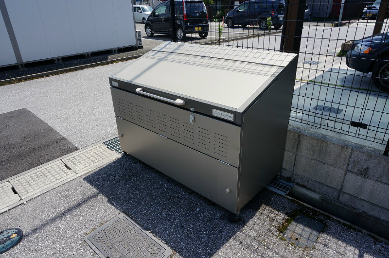 ゴミ置き場