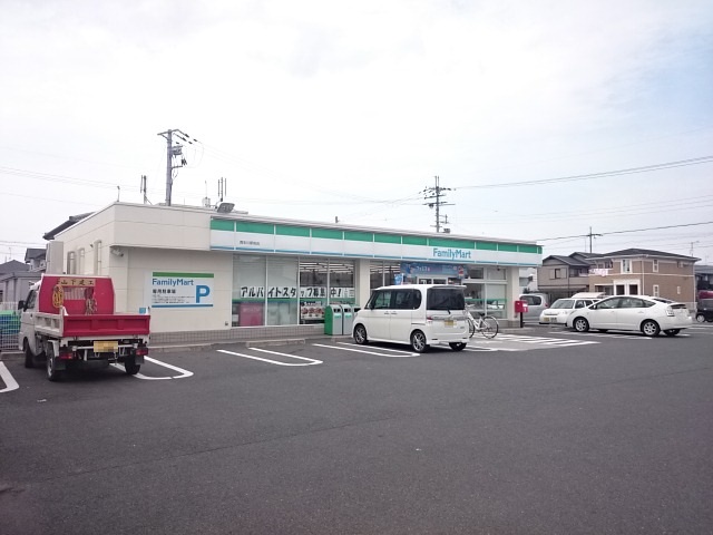 コンビ二：ﾌｧﾐﾘｰﾏｰﾄ 貴生川駅前店　4374m