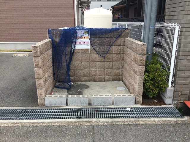 ゴミ置き場