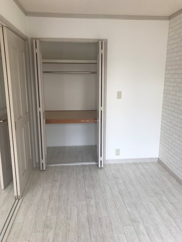 ベッドルーム