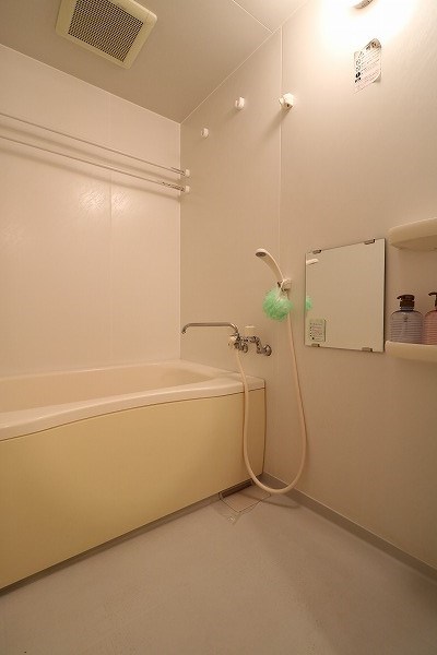 浴室乾燥機付の浴室