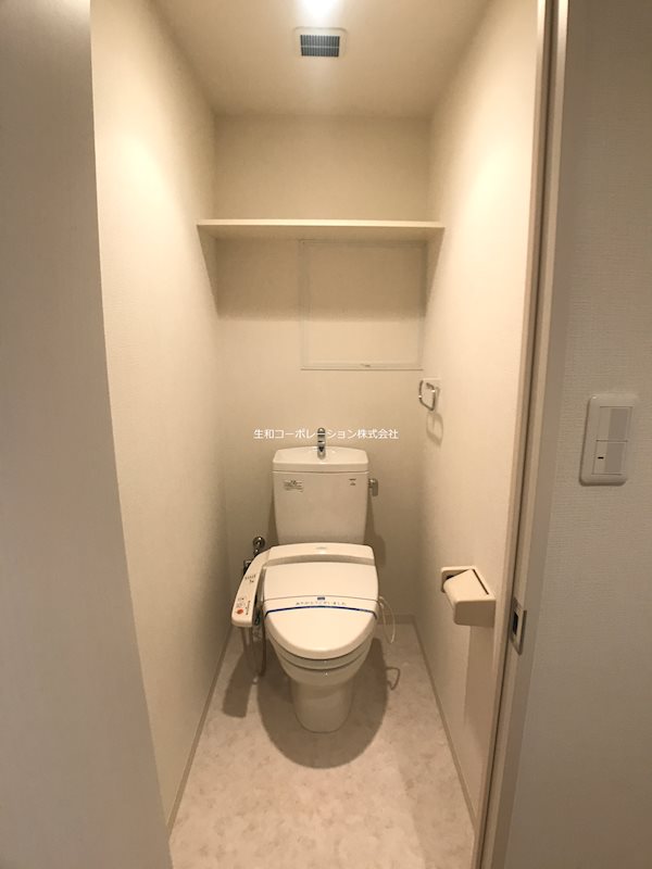 ウォシュレット付のトイレです。