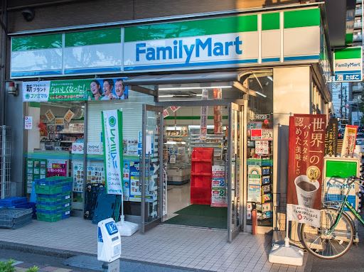 コンビ二：ﾌｧﾐﾘｰﾏｰﾄ昭和大学病院前店　344m