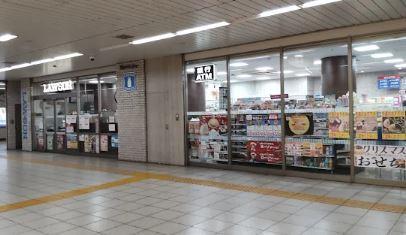 コンビ二：ﾛｰｿﾝ 新富町ﾒﾄﾛﾋﾟｱ店　274m
