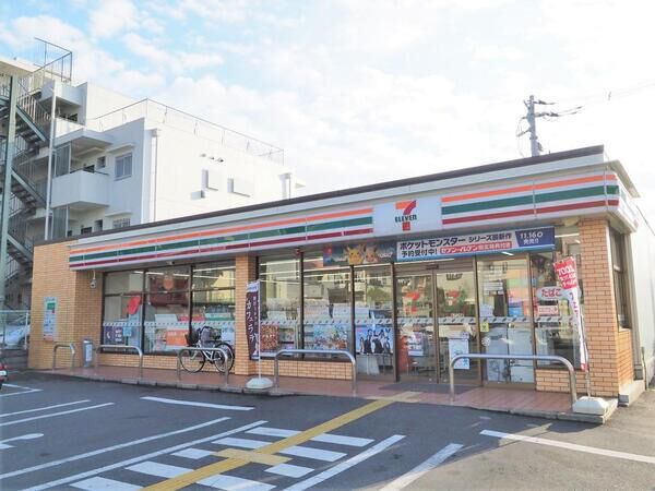 コンビ二：ｾﾌﾞﾝｲﾚﾌﾞﾝ さいたま三橋3丁目店　436m