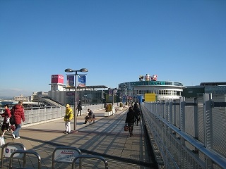 駅：JR伊丹駅　1310m