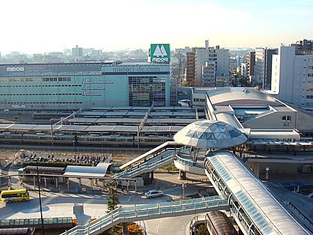 駅：JR尼崎駅　129m