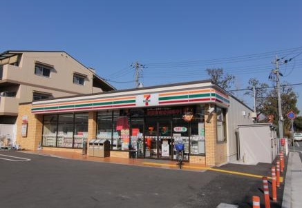 コンビ二：ｾﾌﾞﾝｲﾚﾌﾞﾝ 尼崎下坂部3丁目店　382m