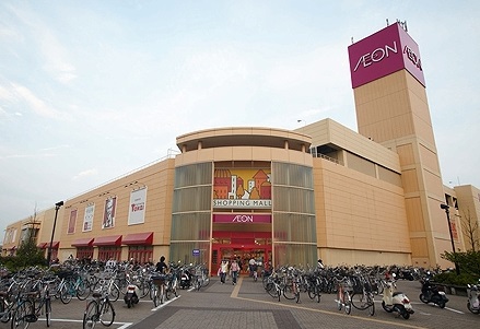 スーパー：ｲｵﾝ尼崎店　878m
