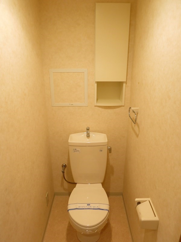 広々清潔感のあるトイレ！