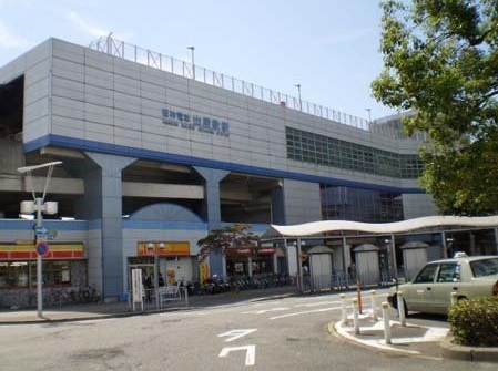 駅：阪神出屋敷駅　290m