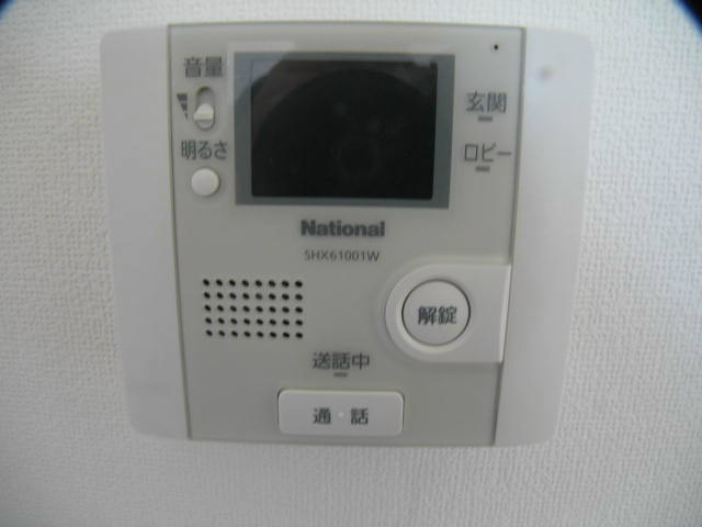 来訪者を画像で確認できるカラーＴＶモニター付インターホン