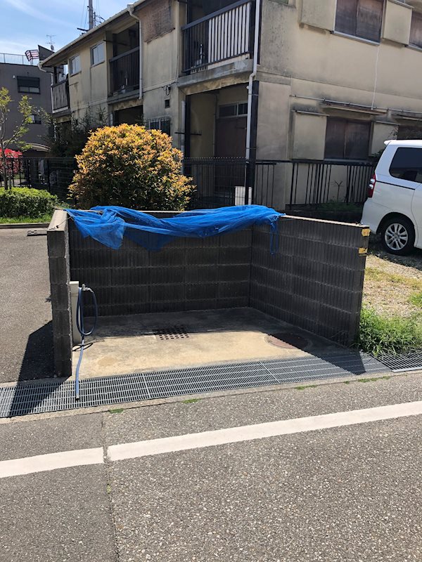 ゴミ置き場