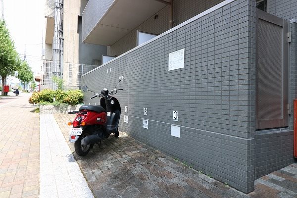 バイク置き場