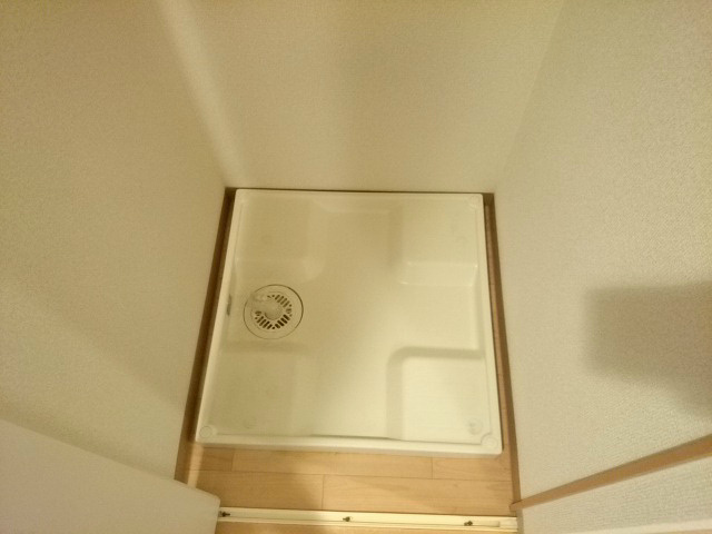 寒い冬でも助かります。室内洗濯機設置可能。