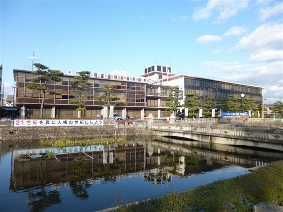 役所：大和郡山市役所　673m