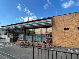 コンビ二：ｾﾌﾞﾝｲﾚﾌﾞﾝ 高槻大冠町店　350m