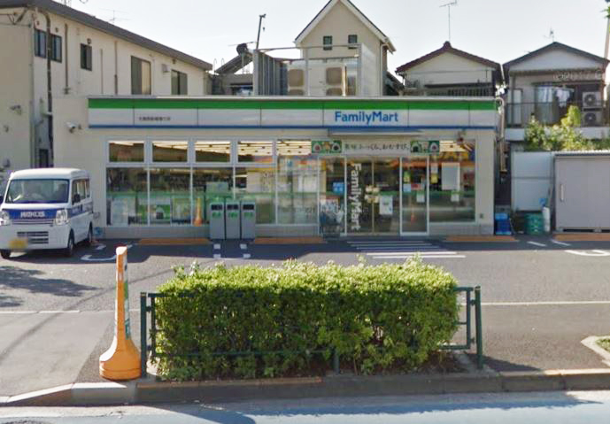 コンビ二：ﾌｧﾐﾘｰﾏｰﾄ 北葛西船堀通り店　307m