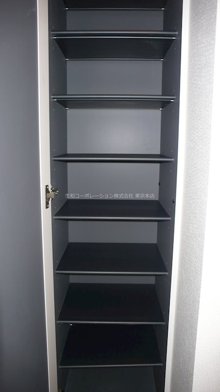 シューズボックス