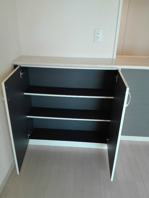 カクンターしたの収納