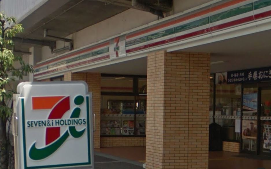 コンビ二：ｾﾌﾞﾝｲﾚﾌﾞﾝ 大阪片町店　144m