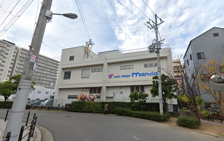 スーパー：万代 下新庄店　366m