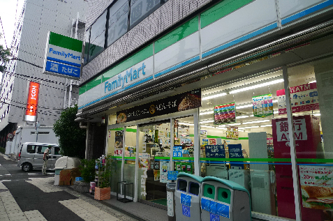 コンビ二：ﾌｧﾐﾘｰﾏｰﾄ 北河堀店　380m