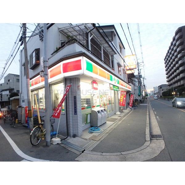 コンビ二：ｻﾝｸｽ 赤川2丁目店　184m