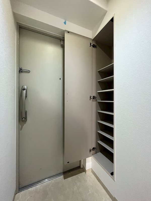 シューズボックスあり