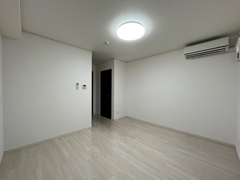 画像と反転タイプとなっております。