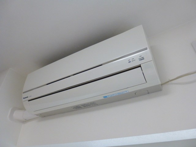 エアコン1基が設備となります。