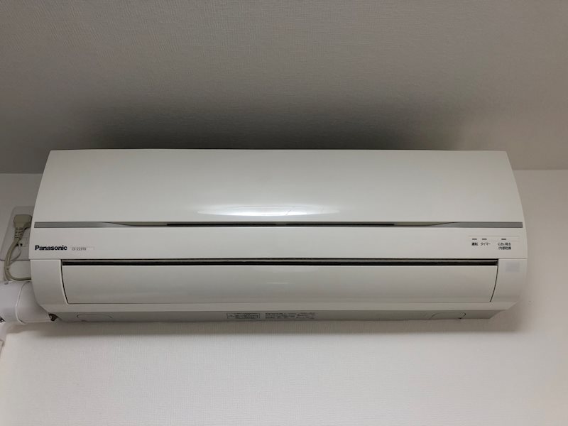 エアコン一基（洋室）