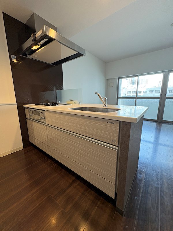 3口ガスコンロ・グリル付きで、お料理も捗ります！