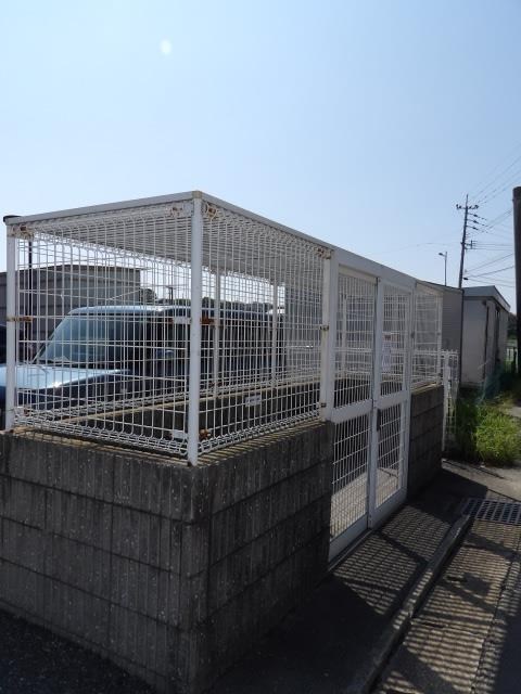 ゴミ置き場