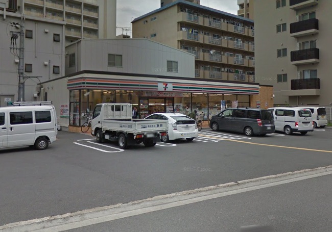 コンビ二：ｾﾌﾞﾝｲﾚﾌﾞﾝ 吹田江の木町店　116m