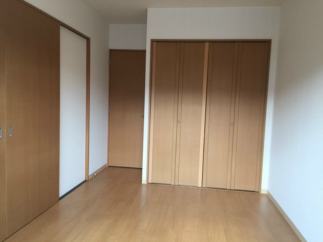 ベッドルーム