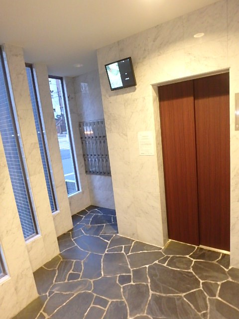 メールボックス・エレベーター