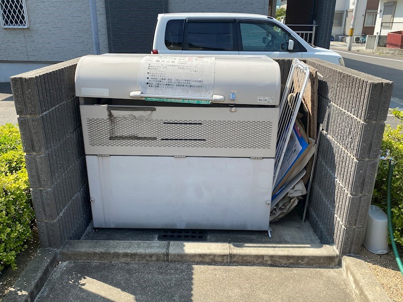 ゴミ置き場