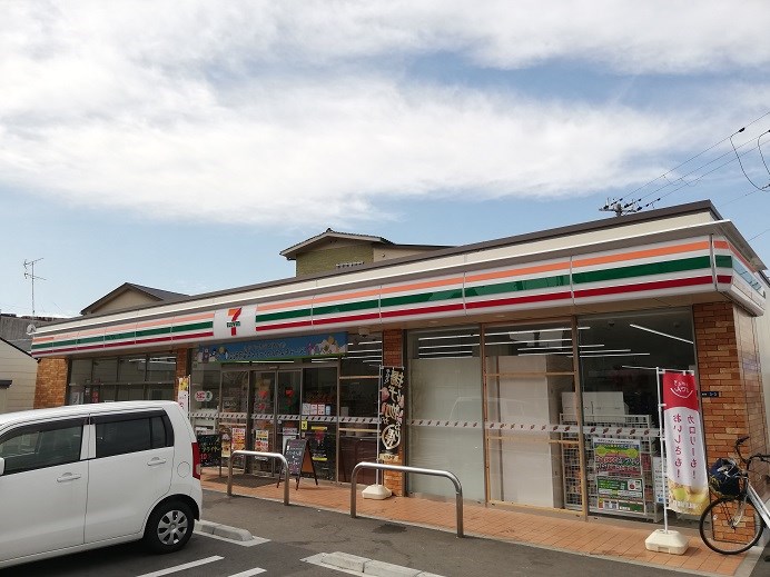 コンビ二：ｾﾌﾞﾝｲﾚﾌﾞﾝ 泉大津菅原町店　199m