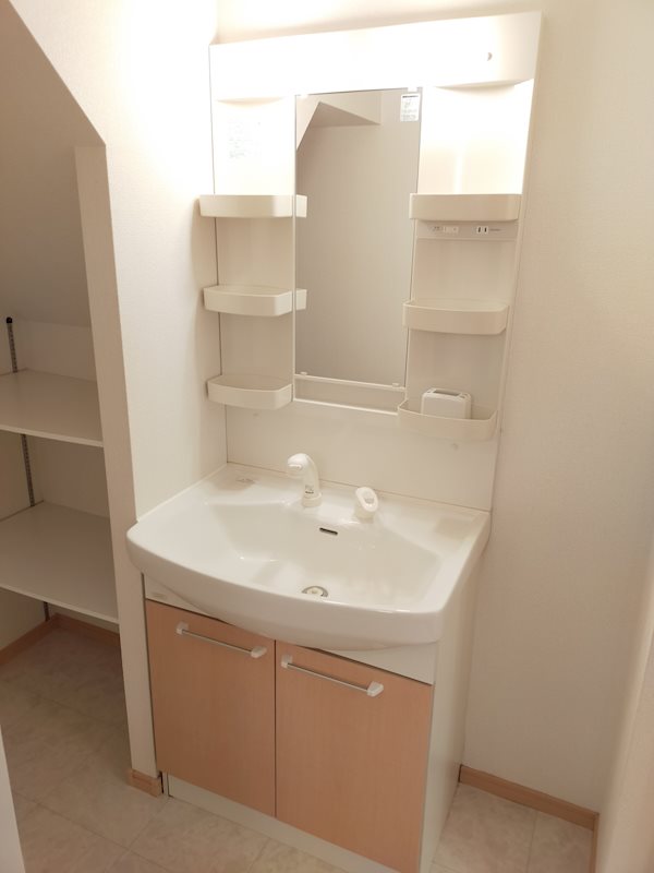 洗髪洗面化粧台