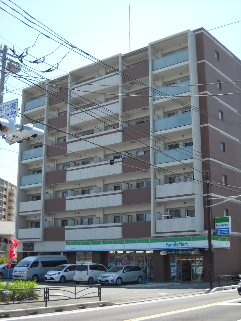 コンビ二：ﾌｧﾐﾘｰﾏｰﾄ 辻堂神台店　72m