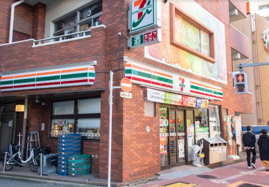 コンビ二：ｾﾌﾞﾝｲﾚﾌﾞﾝ 東五反田2丁目店 　113m