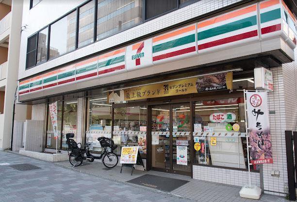 コンビ二：ｾﾌﾞﾝｲﾚﾌﾞﾝ 文京大塚4丁目店　427m